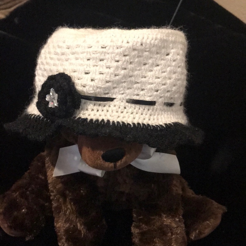 Hat - Picture 8 of 12